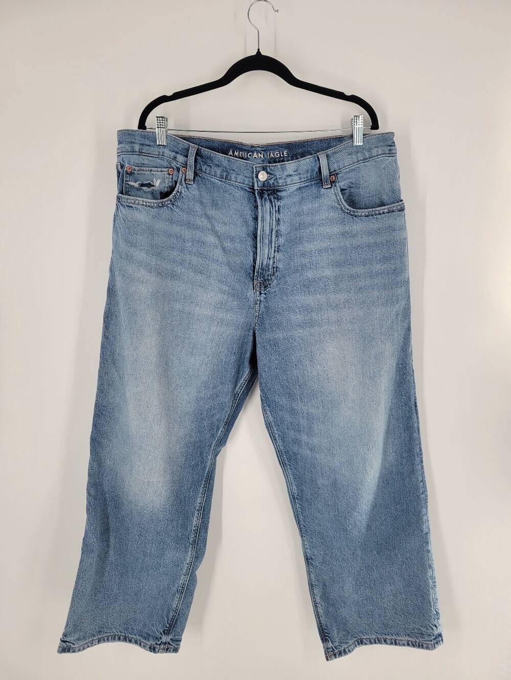American Eagle Outfitters Stringo Light Wash Womens Relaxed Jeans Size 18